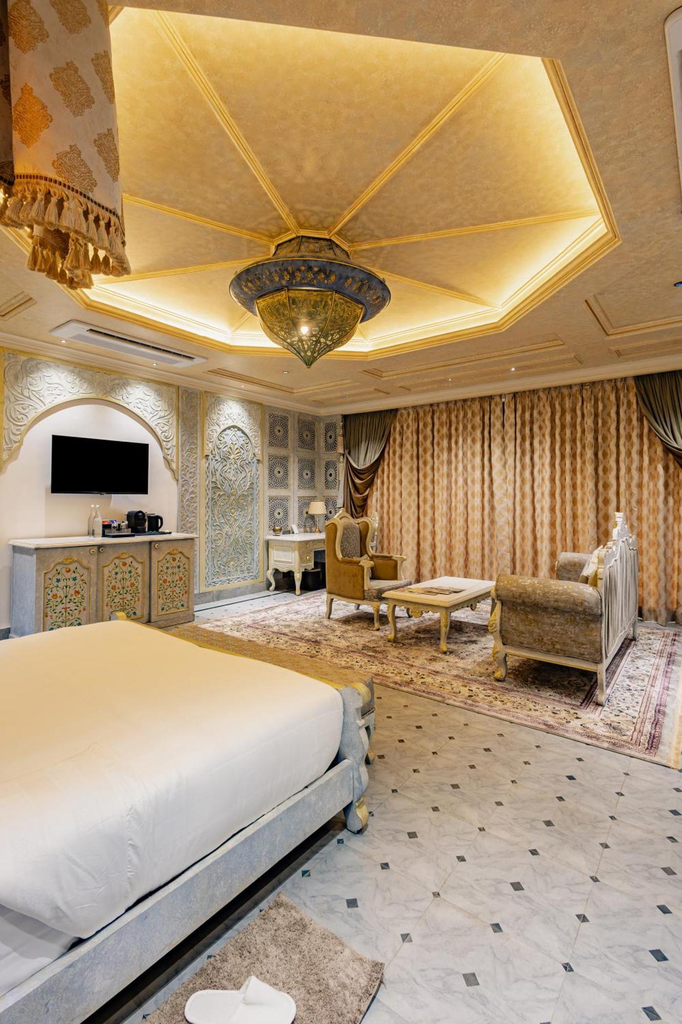 Shilp Wellness Resort And Spa Панвел Екстериор снимка