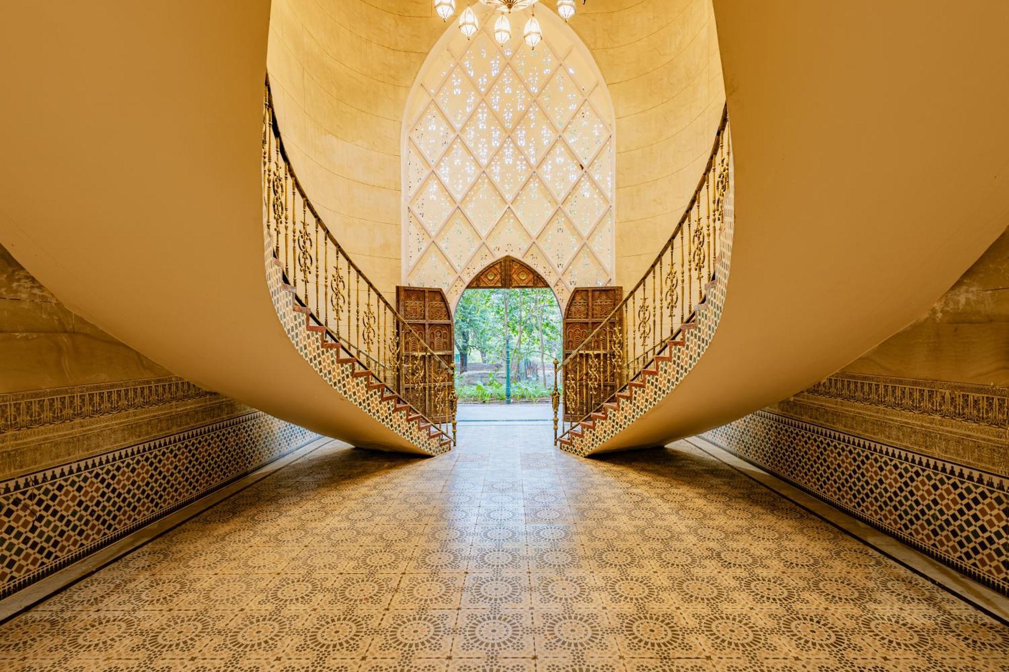 Shilp Wellness Resort And Spa Панвел Екстериор снимка